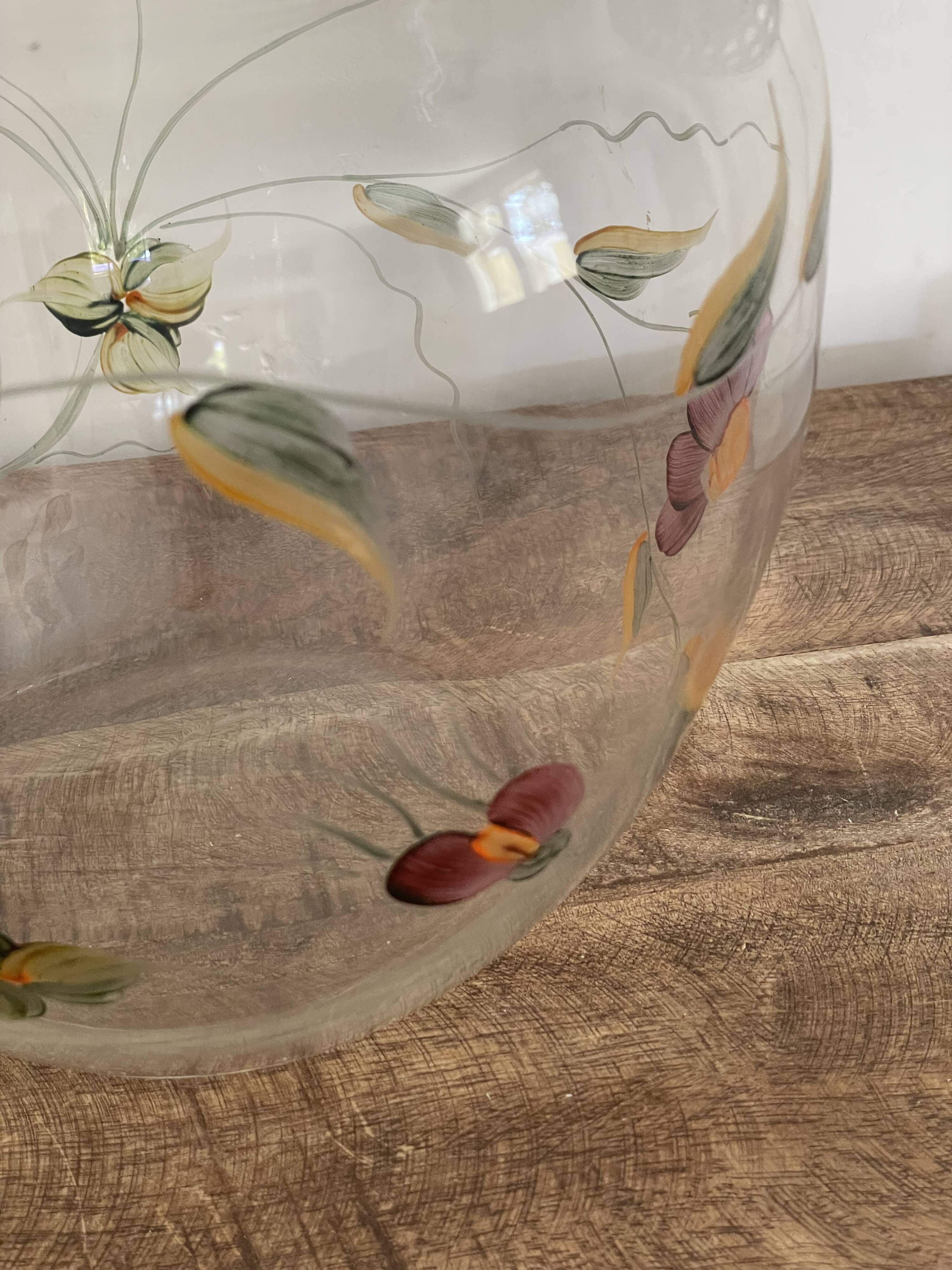 Large crystal jar with floral decoration