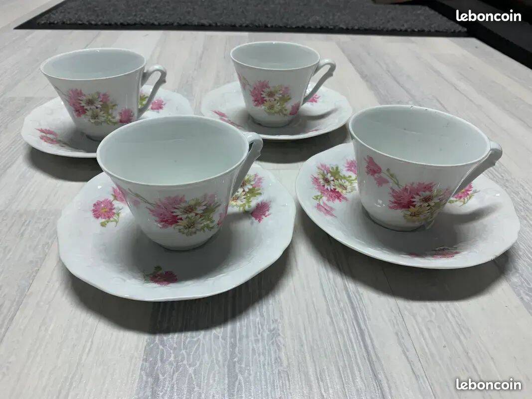 4 Sologne Porcelain Cups and Saucers