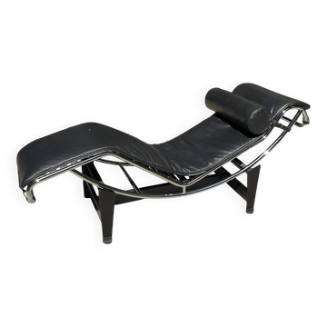 LC4 chaise longue Le Corbusier