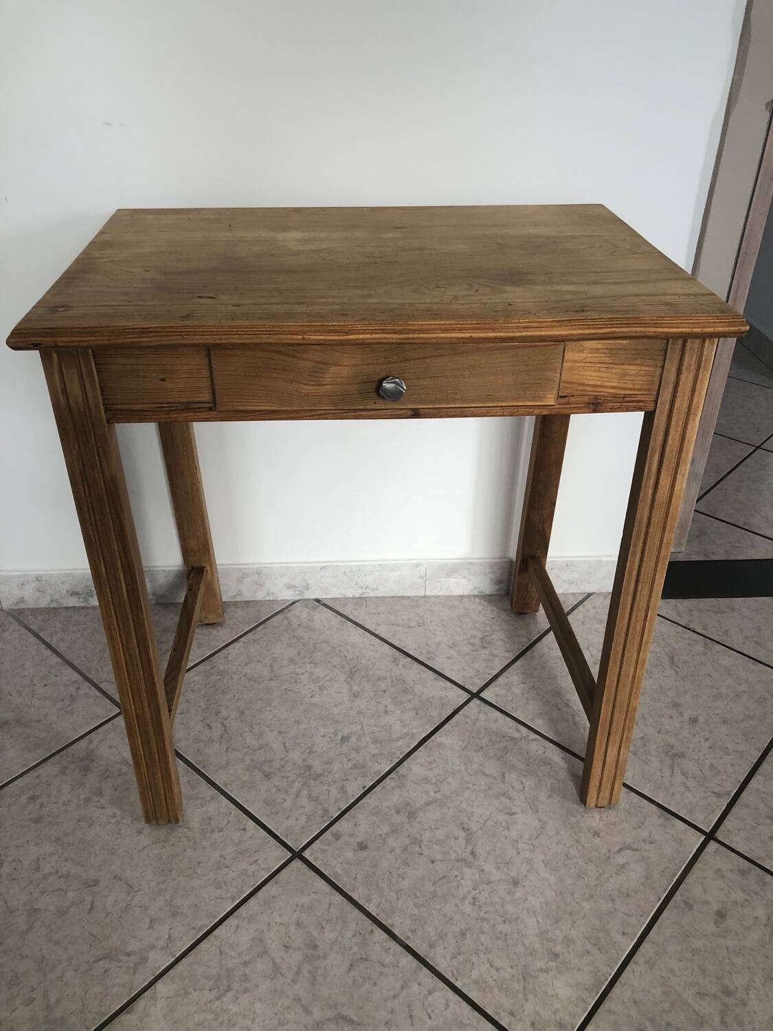 Small desk
