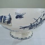 Sarreguemines "Carmen" model soup tureen
