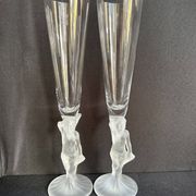 Champagne flutes Amour de Deutz sold in sets of 2.