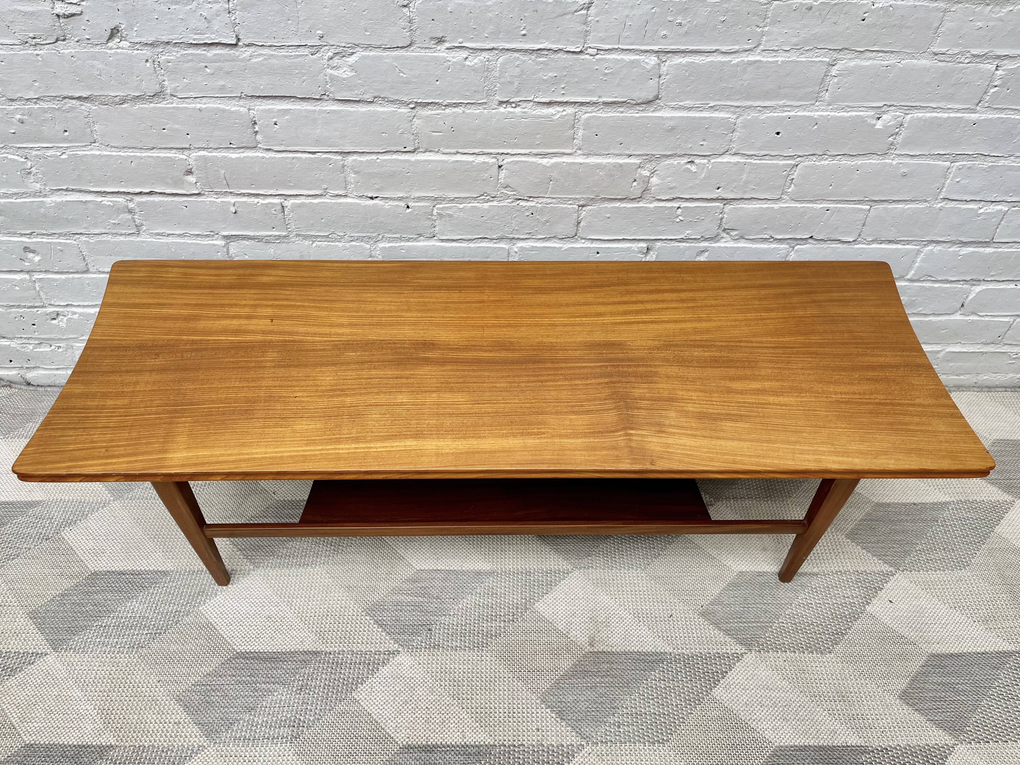Vintage teak coffee table with shelf