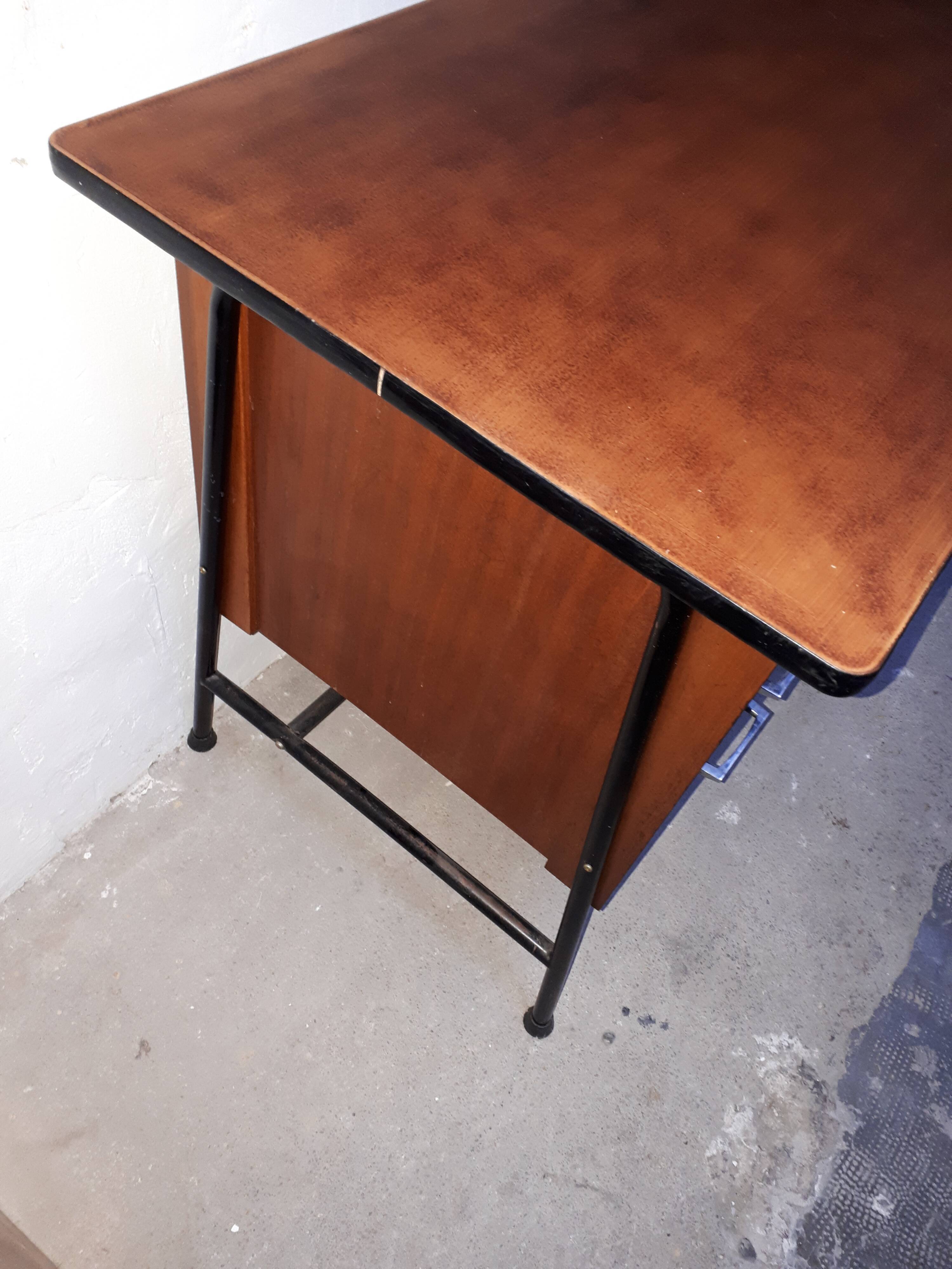 Desk 3 drawers 1960