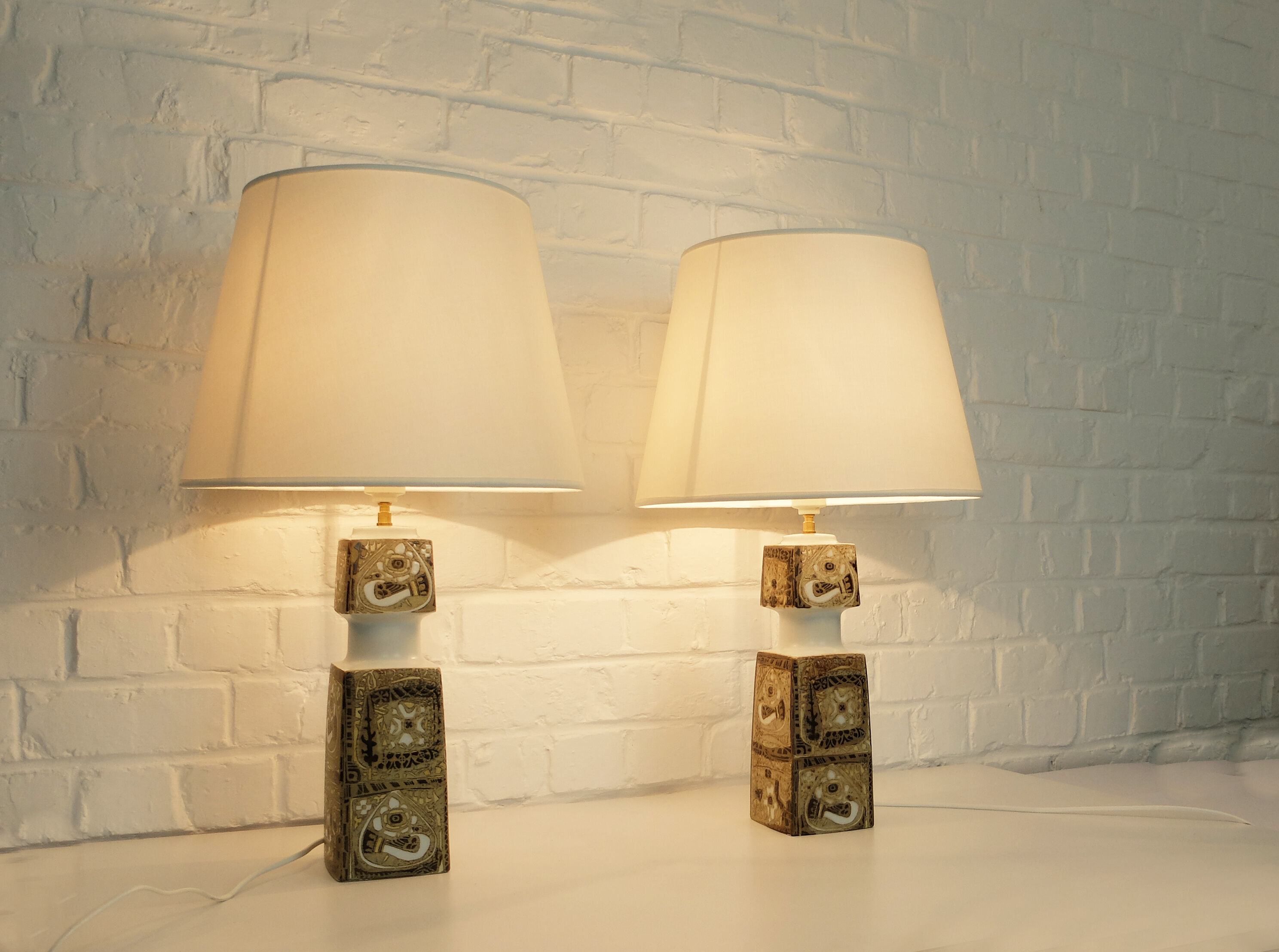 Paire de lampes danoises en céramique, design Nils Thorsson pour Fog&Morup, Royal Copenhagen