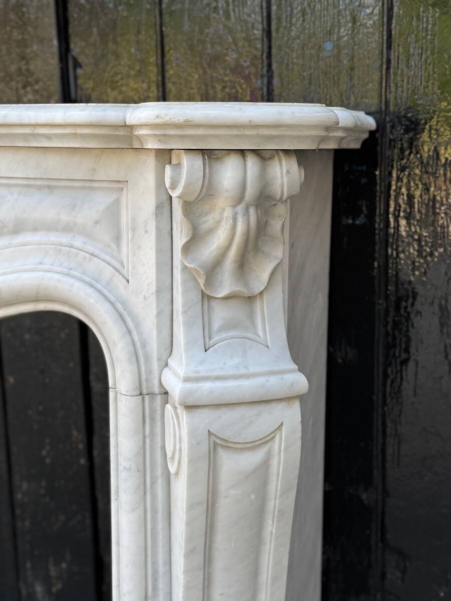 Louis XV style fireplace in Carrara marble circa 1880