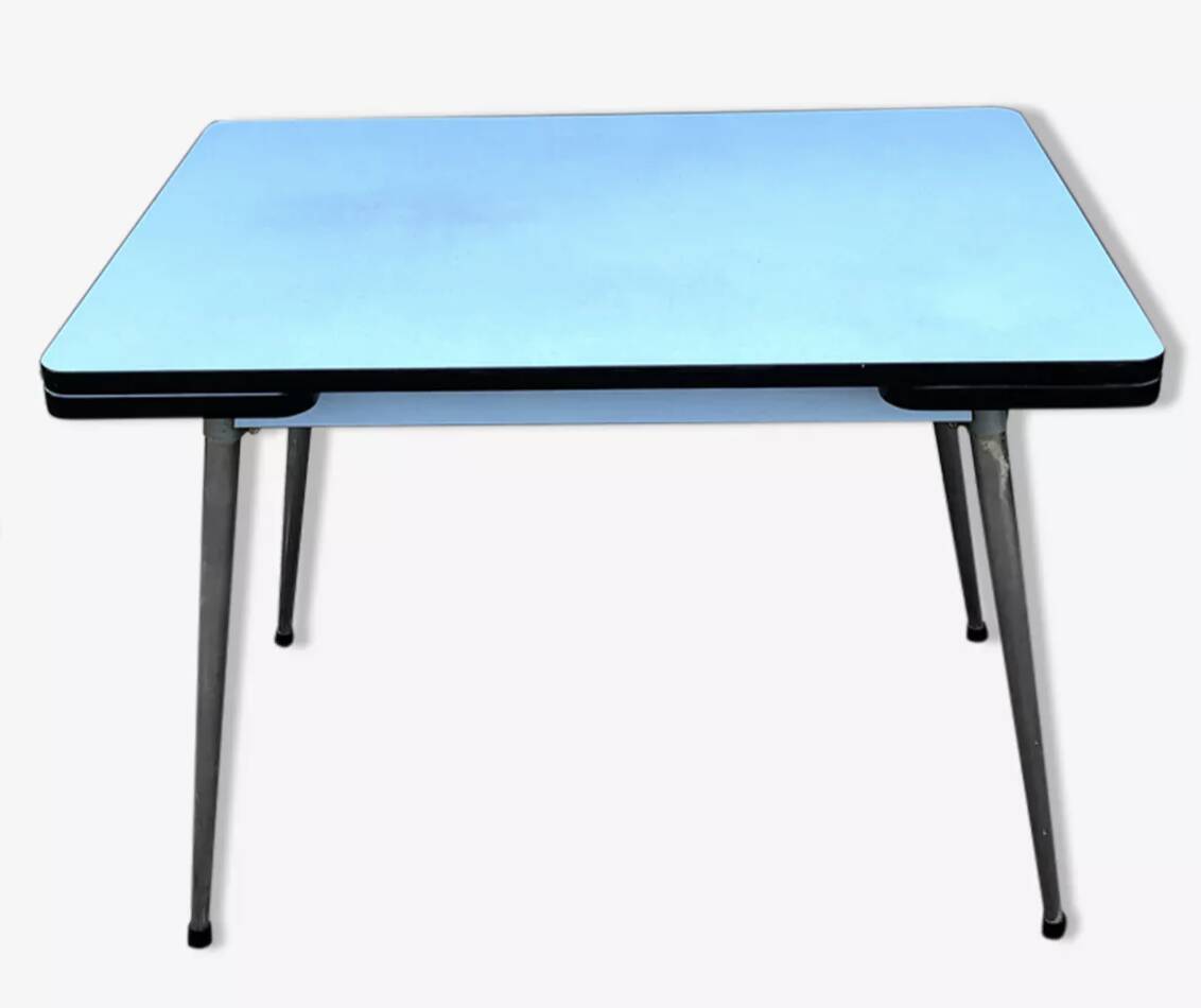 Extendable blue formica table