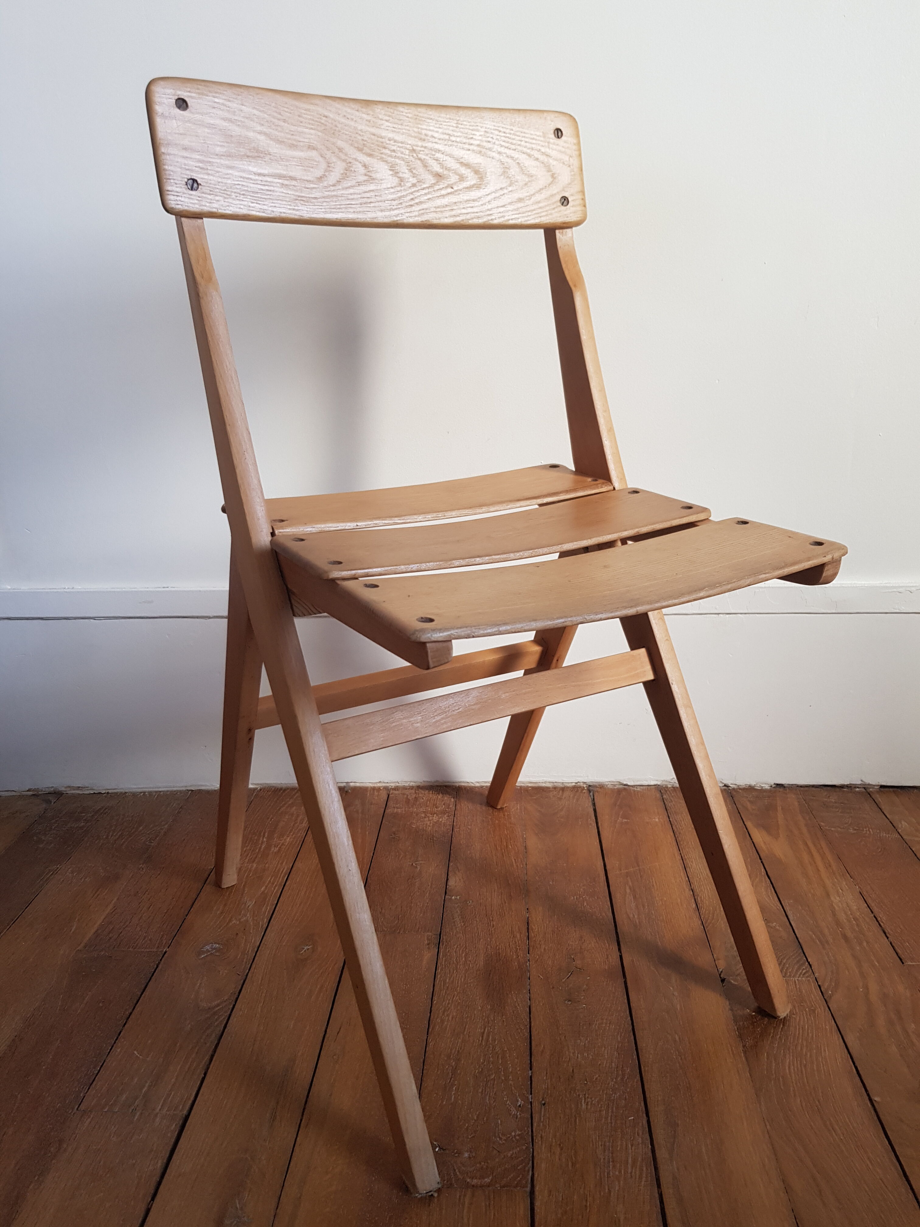 Chaise enfant vintage en bois