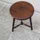 Petit tabouret tripode vintage ancien
