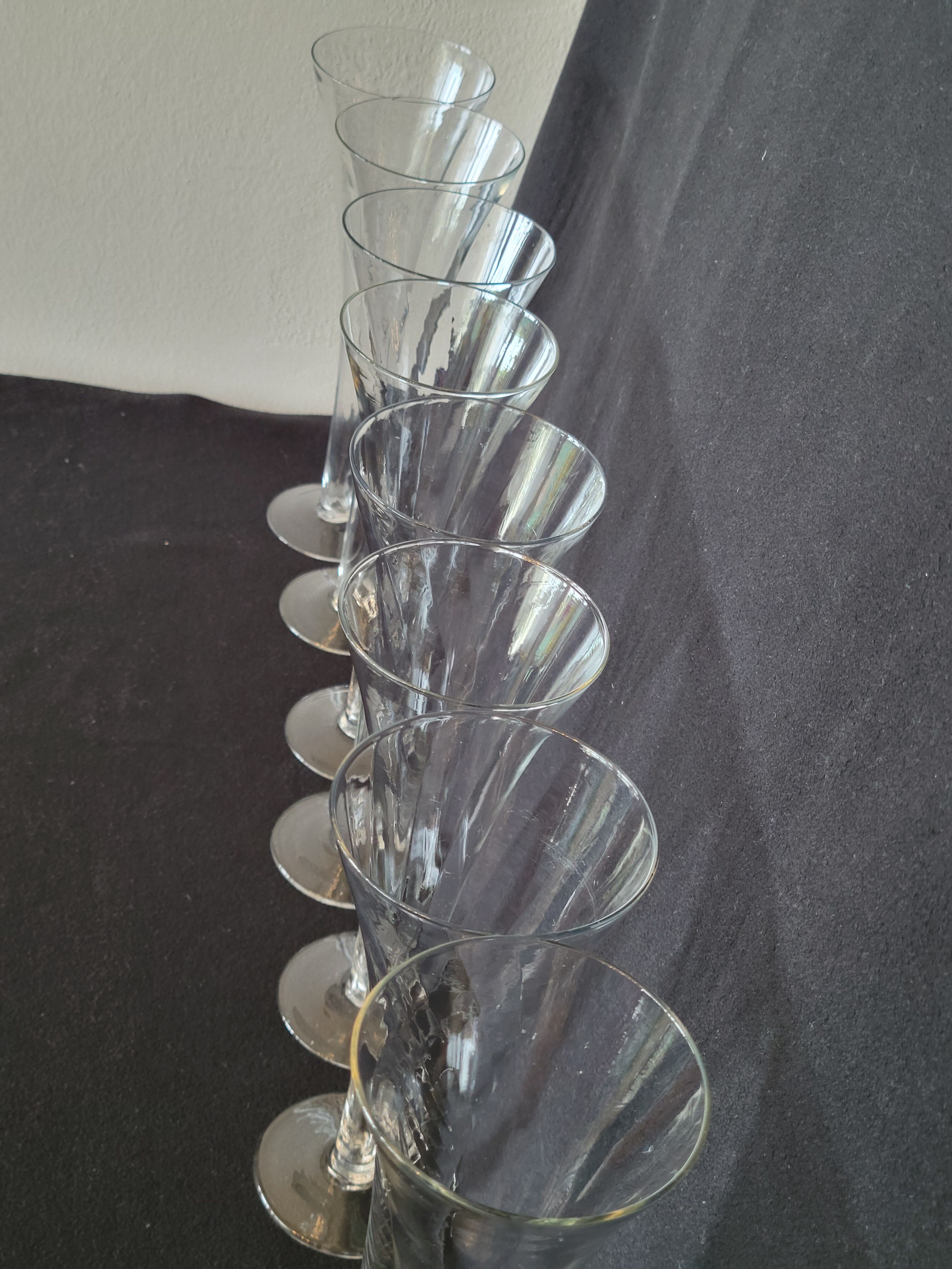 8 old champagne flutes evased blown glass model impossible