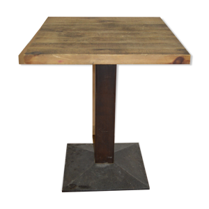 table de bistrot