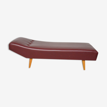 Daybed in red skai, 1960