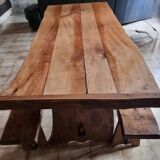 Solid oak farm table with its 2 benches