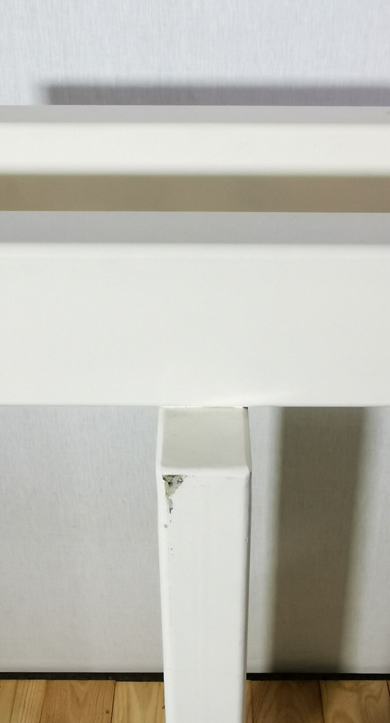 Console peinte en blanc, vers 1980