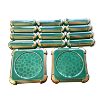 Set of sub-bottles and knife holder