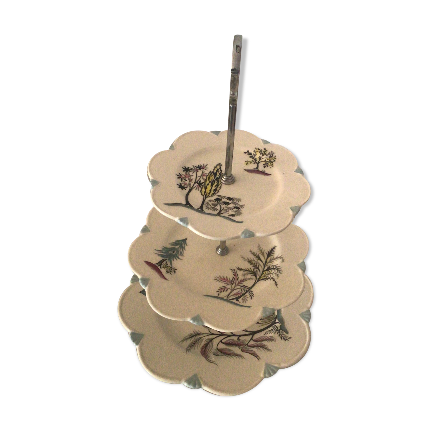 Servant / vintage porcelain cake display