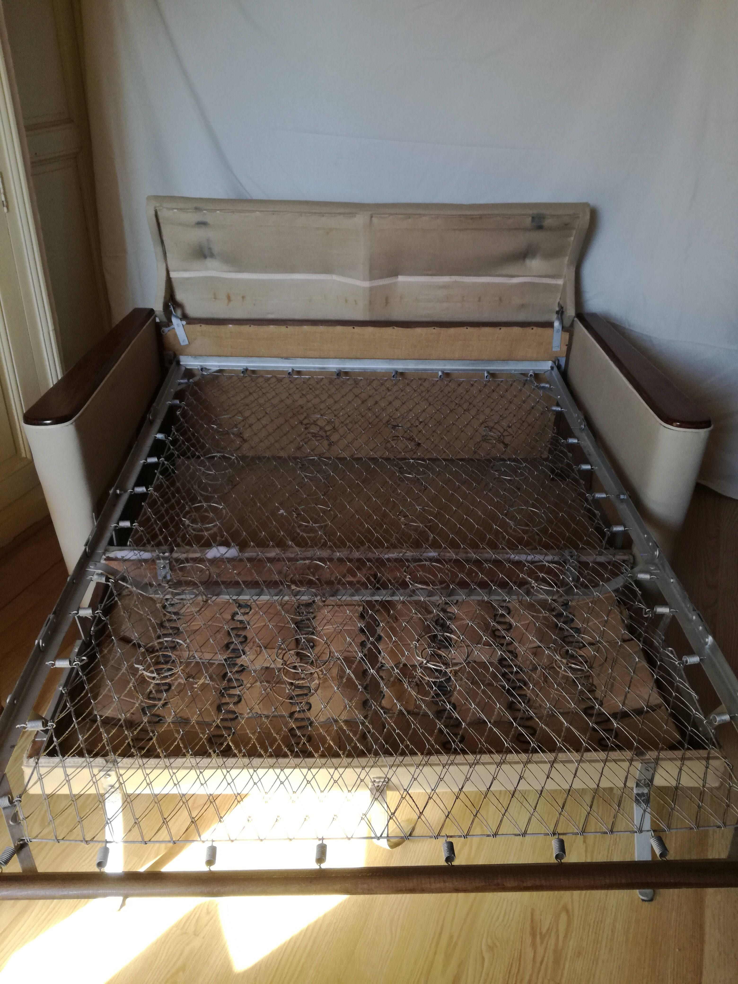 Art deco convertible sofa 30