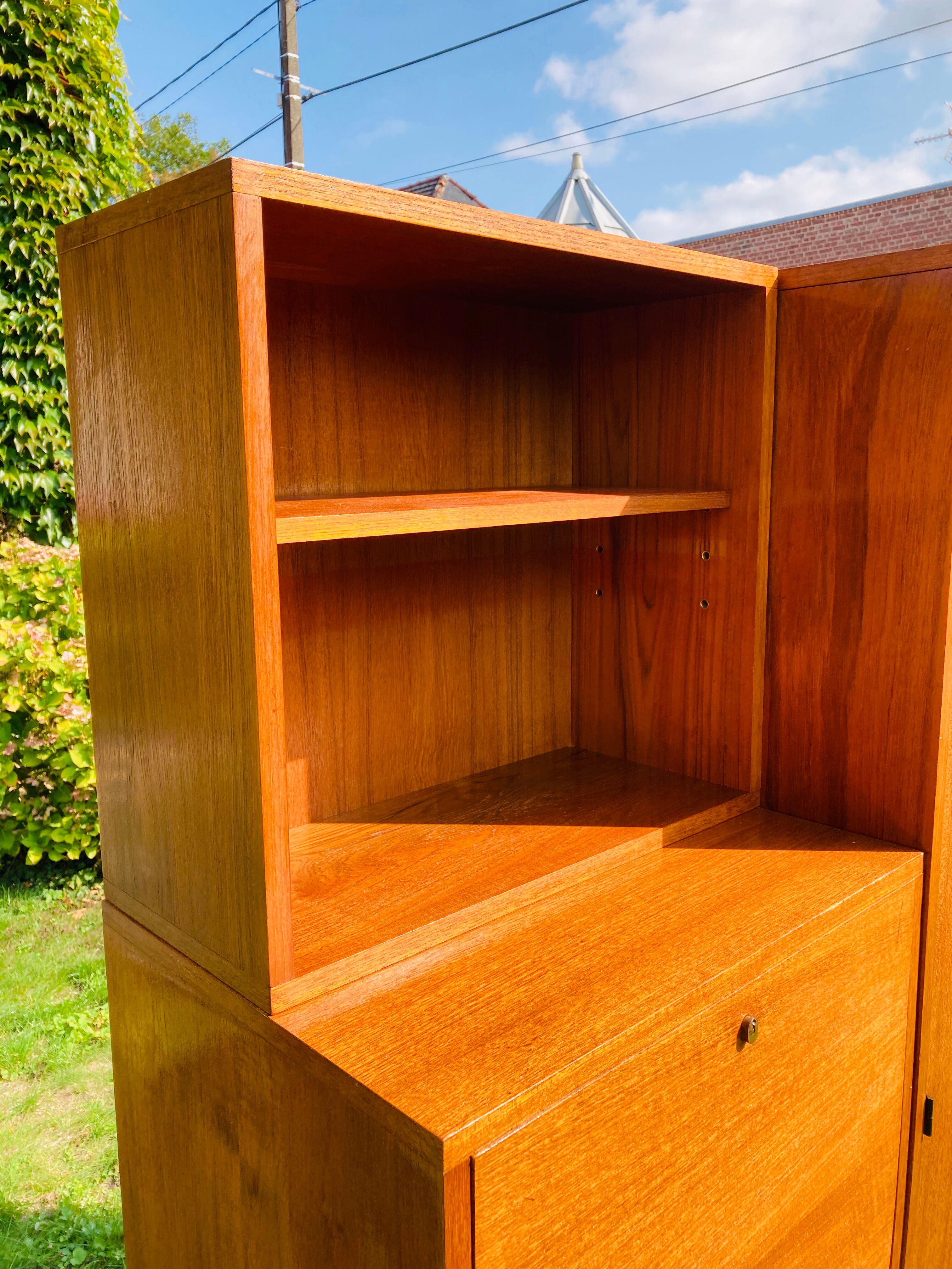 Minvielle multifunctional vintage furniture