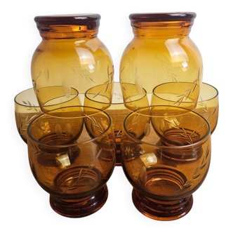 7 vintage engraved amber glasses – retro brown glass from the 70s