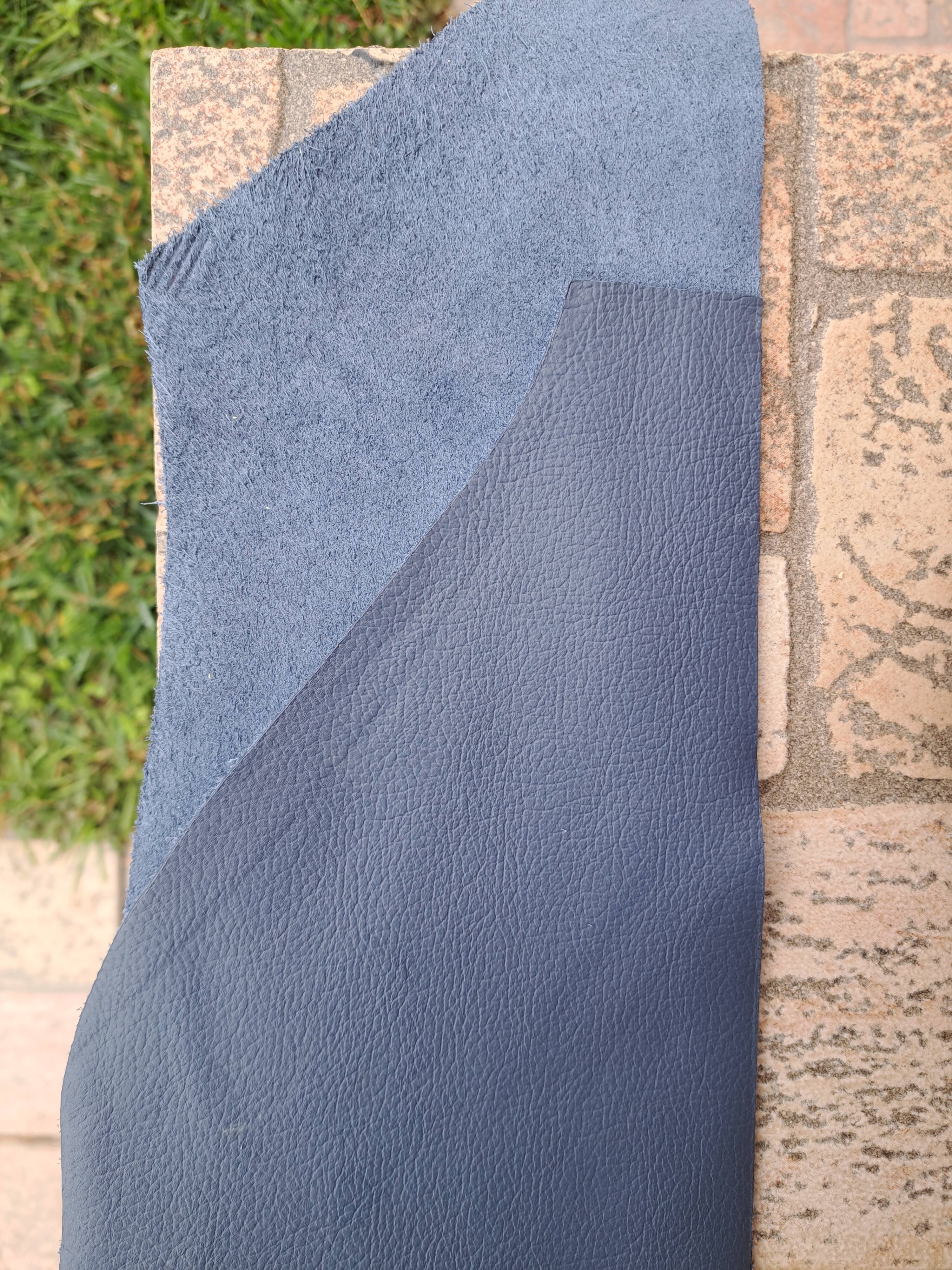 Gianni Songia Daybed in Navy Blue Andrew Muirhead Fine Scottish Leather