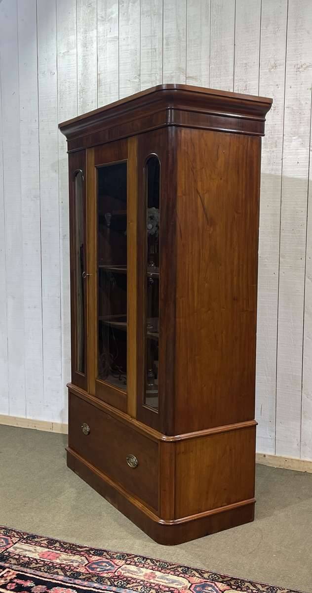 19th-century English mahogany library