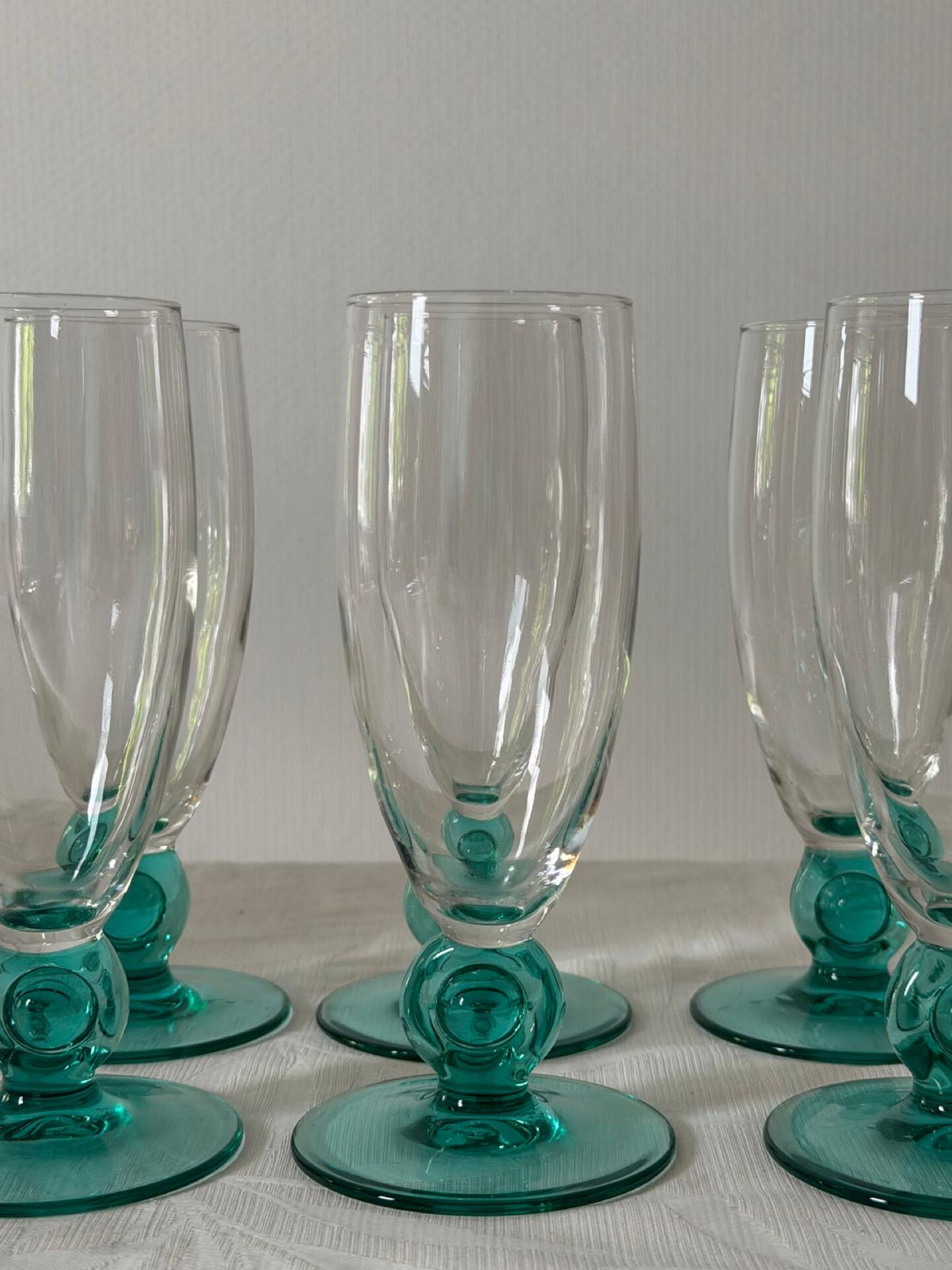 Lot of 6 vintage glasses