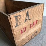 Wood advertising box "Auvergne dairy"