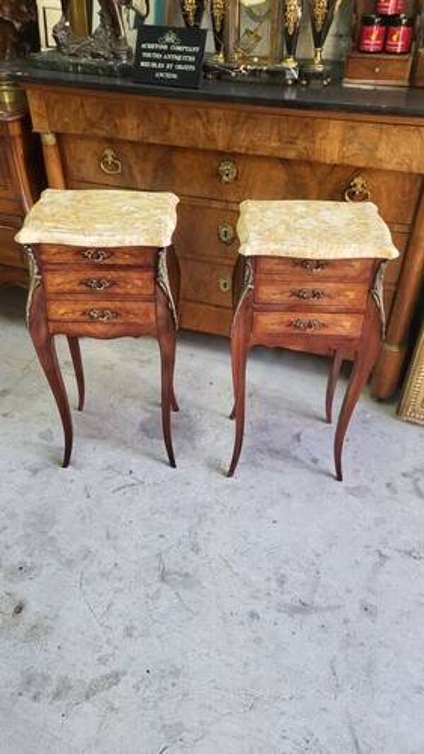 Paire de chevets en bois de rose avec plateau marbre