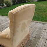 Padded gold toad chair