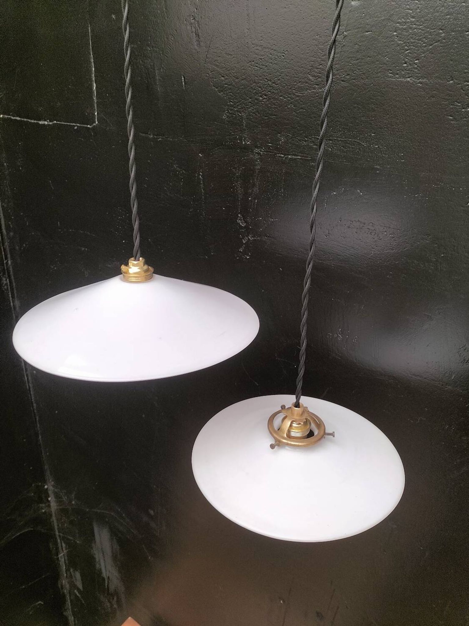 2 suspensions en opaline