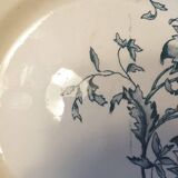 Six earthenware dinner plates from Grigny