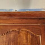 Bonnetière (armoire une porte) Louis XV en merisier, du XVIIIe siècle