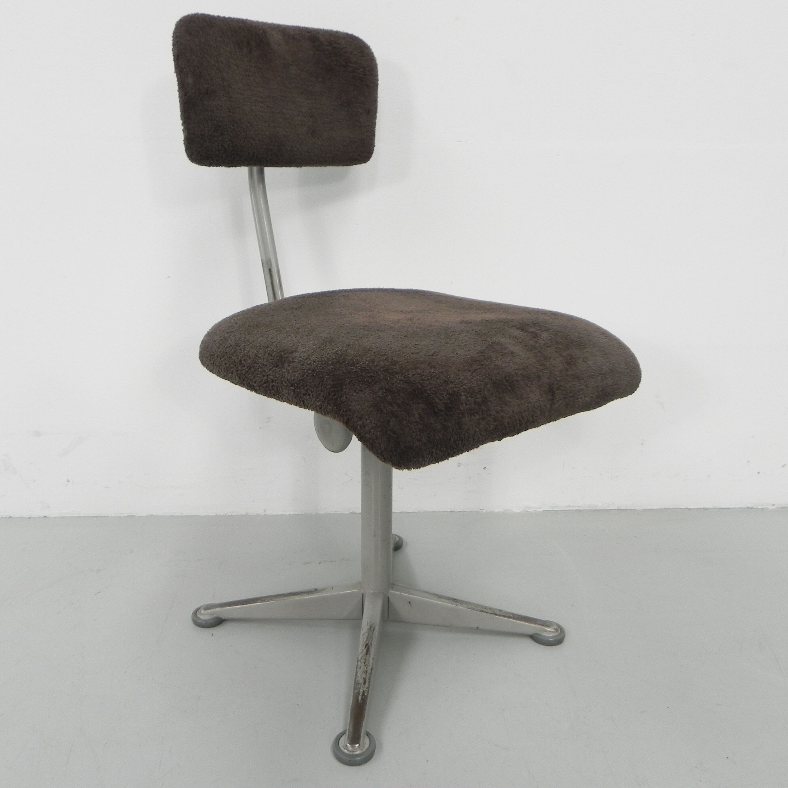 Studio chair, architect's chair Ahrend de Cirkel