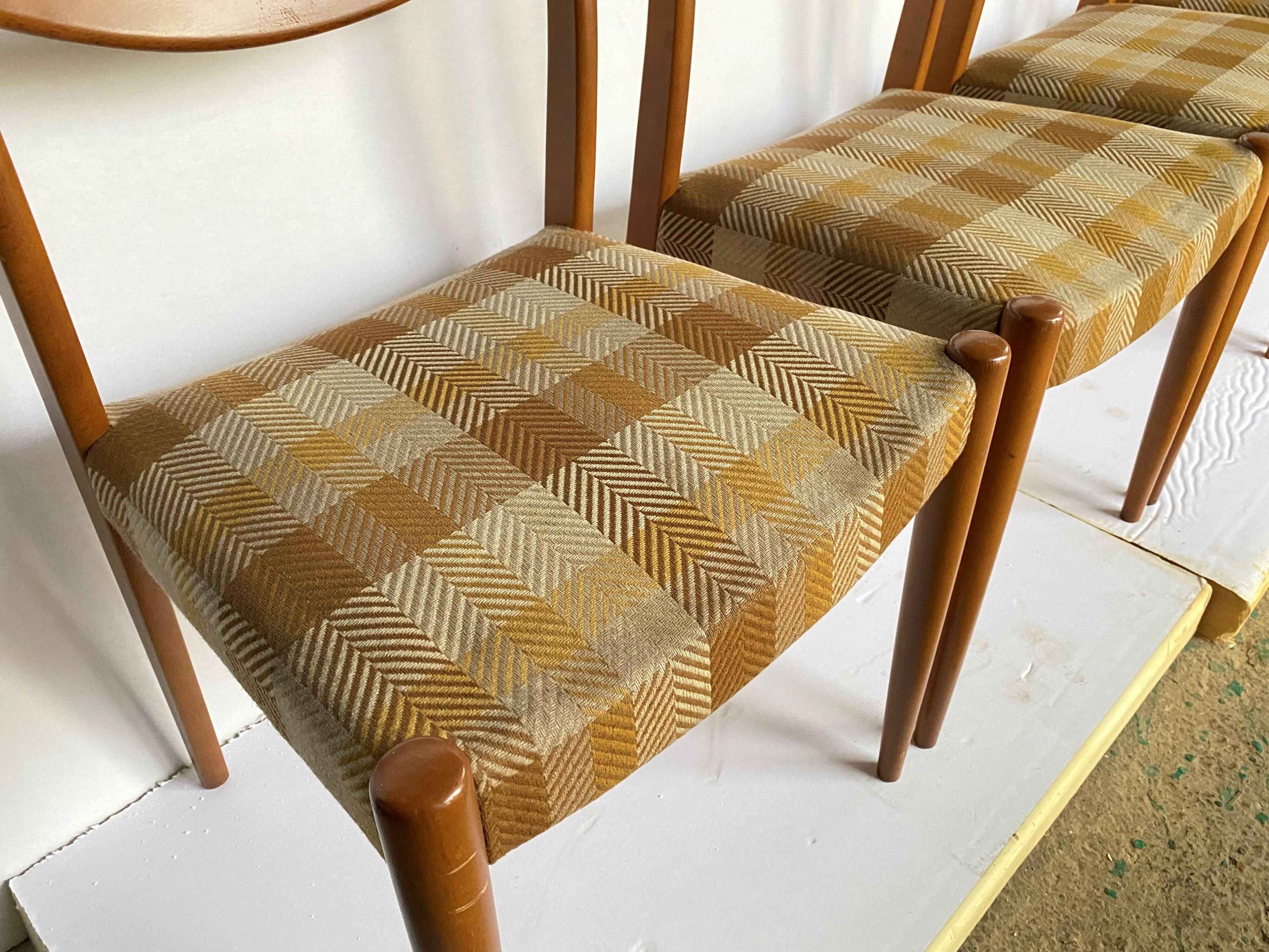 Series of 4 Scandinavian style chairs 1960