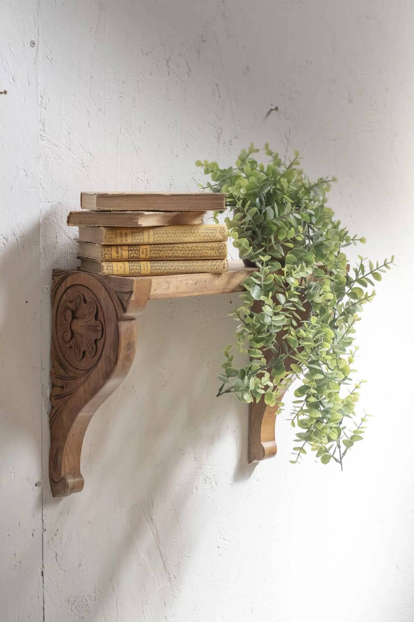 Wall shelf "Augustine"
