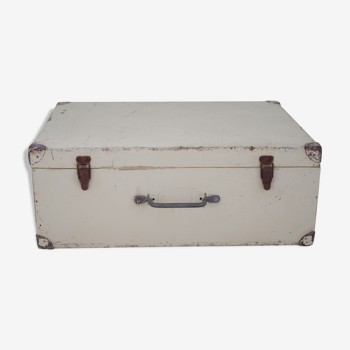 Malle ou valise en bois ancienne blanc crème