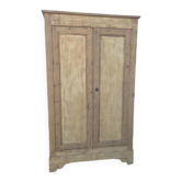Armoire en bois naturel