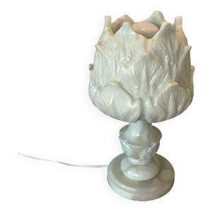 Lampe en albâtre figurant