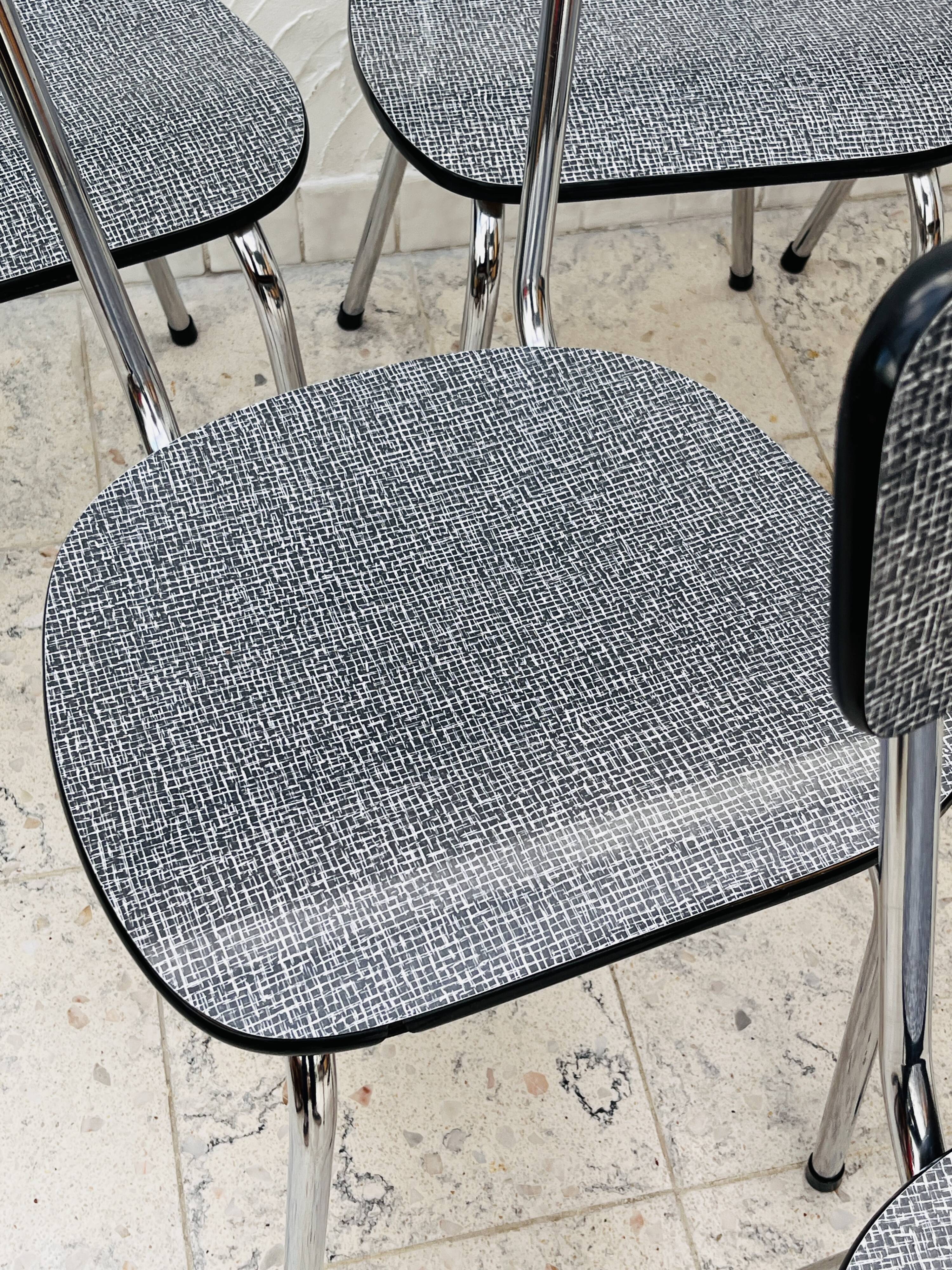 Set of 6 Formica chairs