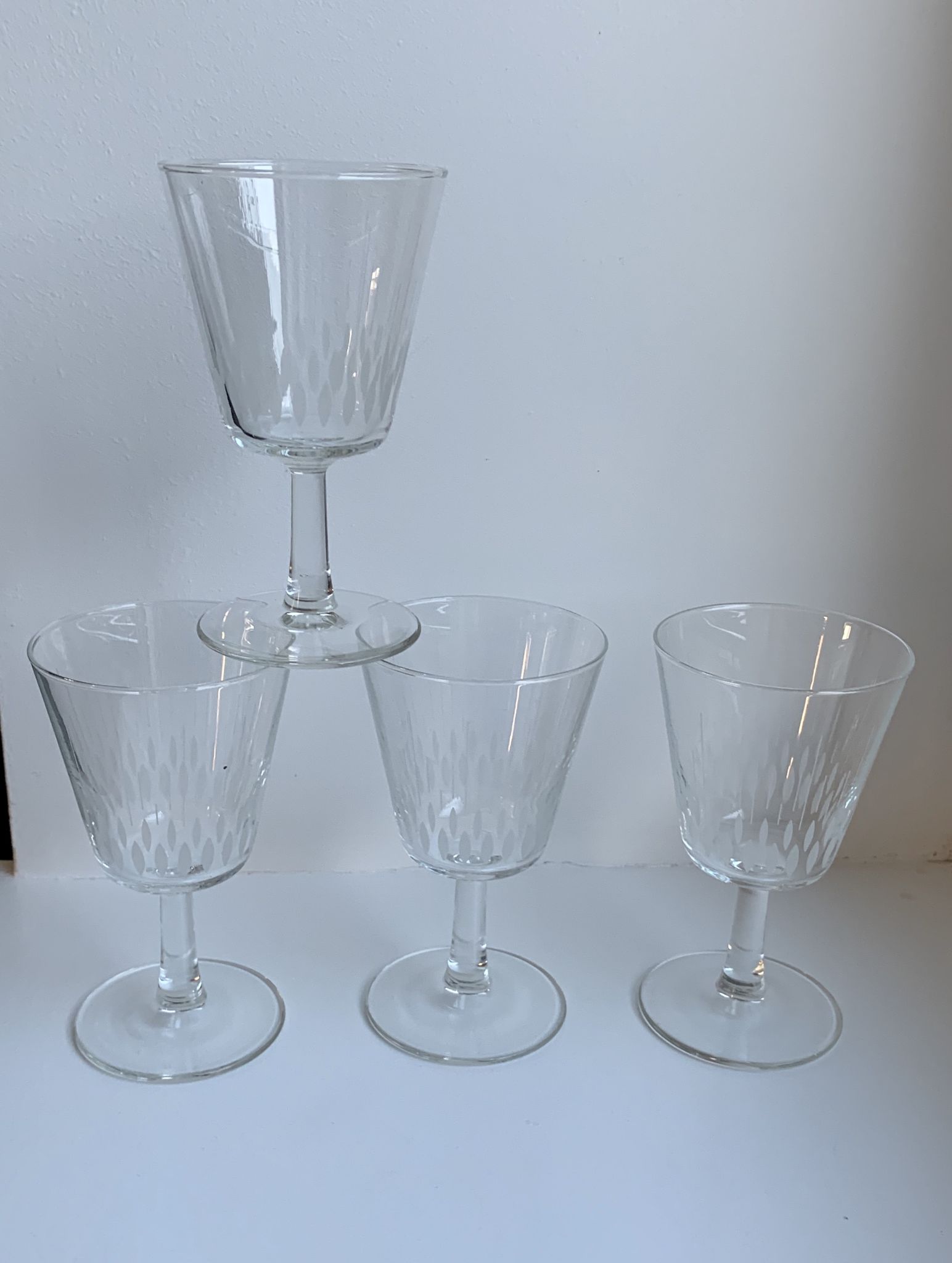 Set of 4 crystal wine glasses 60s