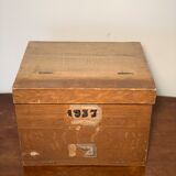 Wooden archive box 1937