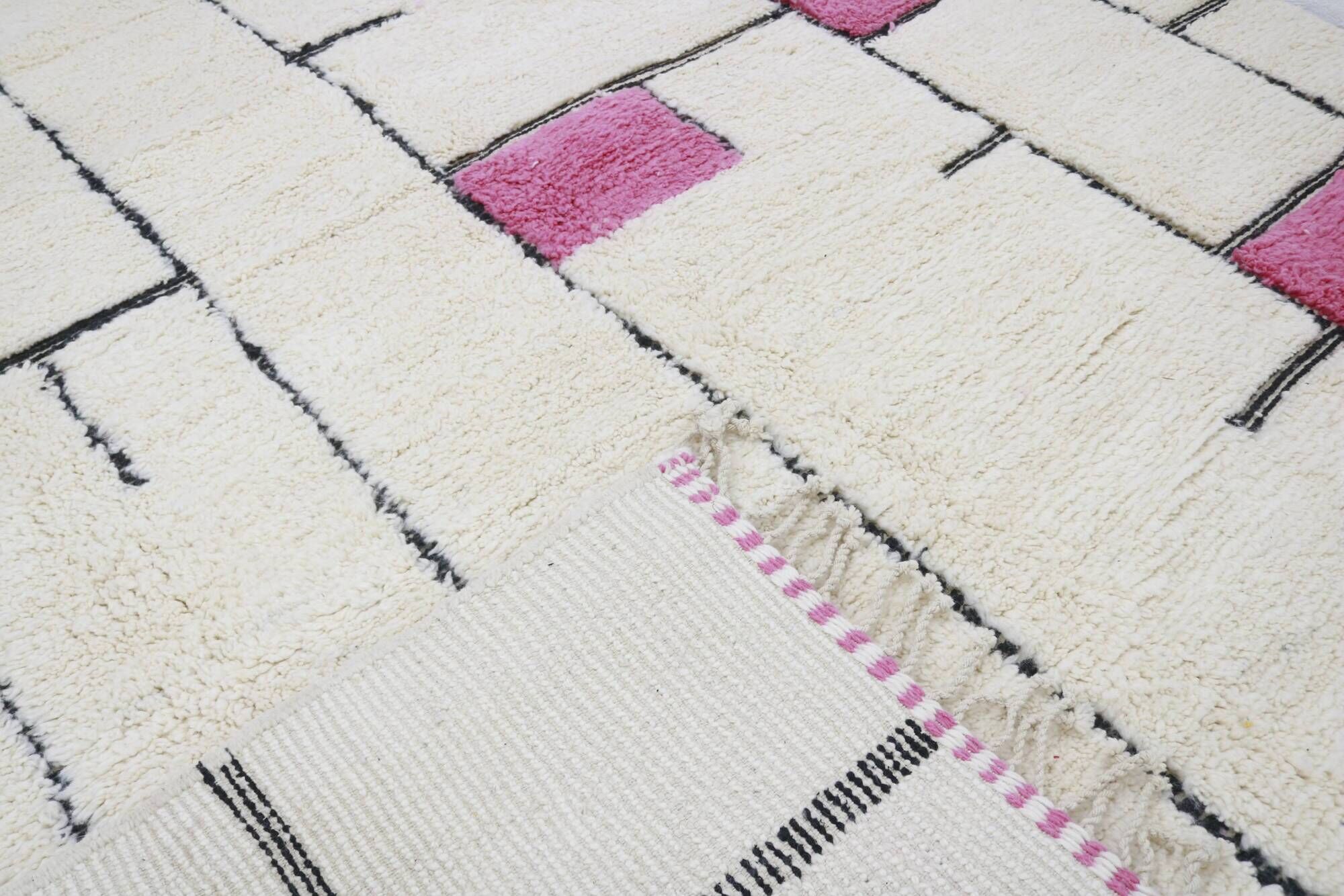 Large Azilal rug, 400 x 300 cm, GO-941