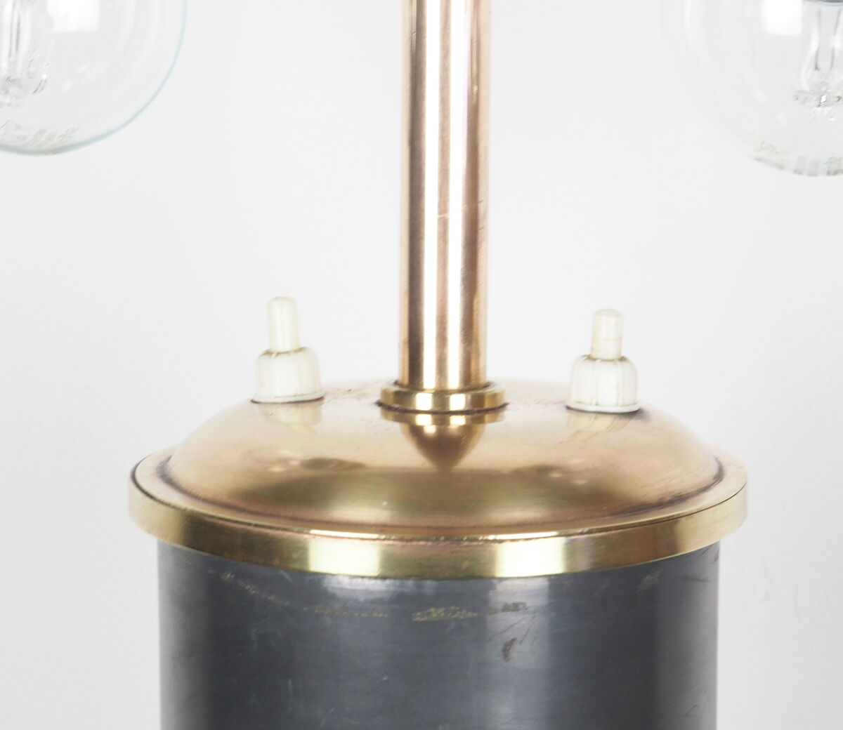 Set of 2 Chinese vintage table lamps with bamboo decor