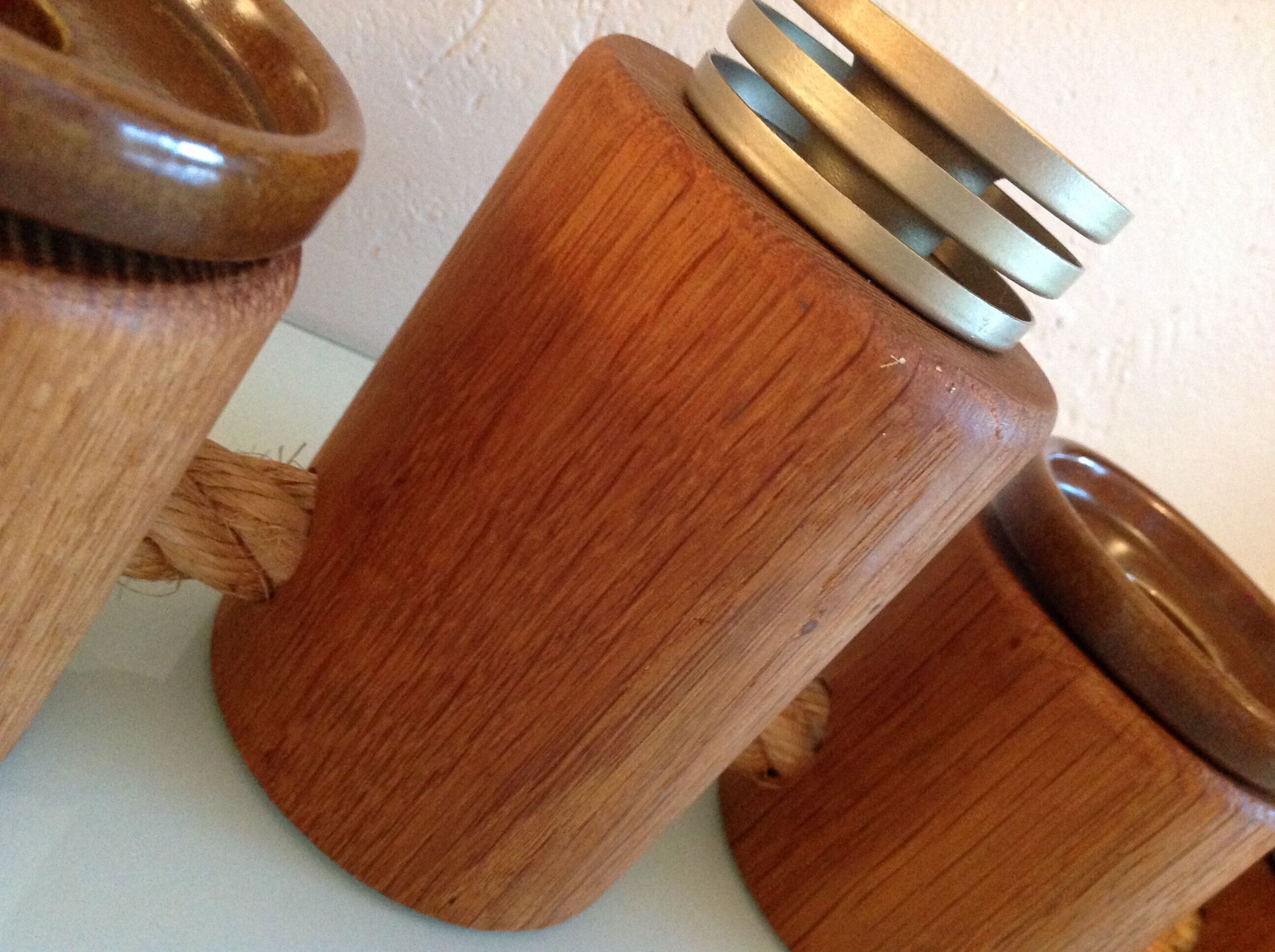 Five-headed chandelier in wood and ceramic Scandinavian style / vintage 60s-70s