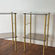 Tables d’appoint en verre et laiton