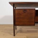 Mid-Century Freestanding Rosewood Desk by Kai Kristiansen for Feldballes Møbelfabrik, 1960s