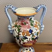 Gien : Important Vase à anses en faïence a décor pivoines époque XXeme