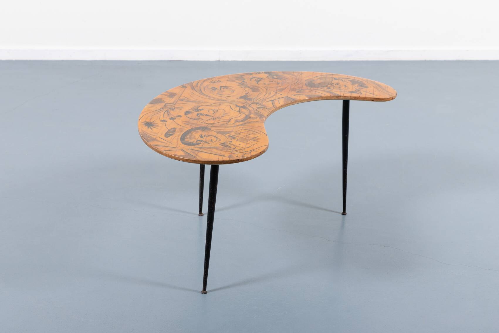 Unique Sculptural Italian Mid-Century side table, 1950’s