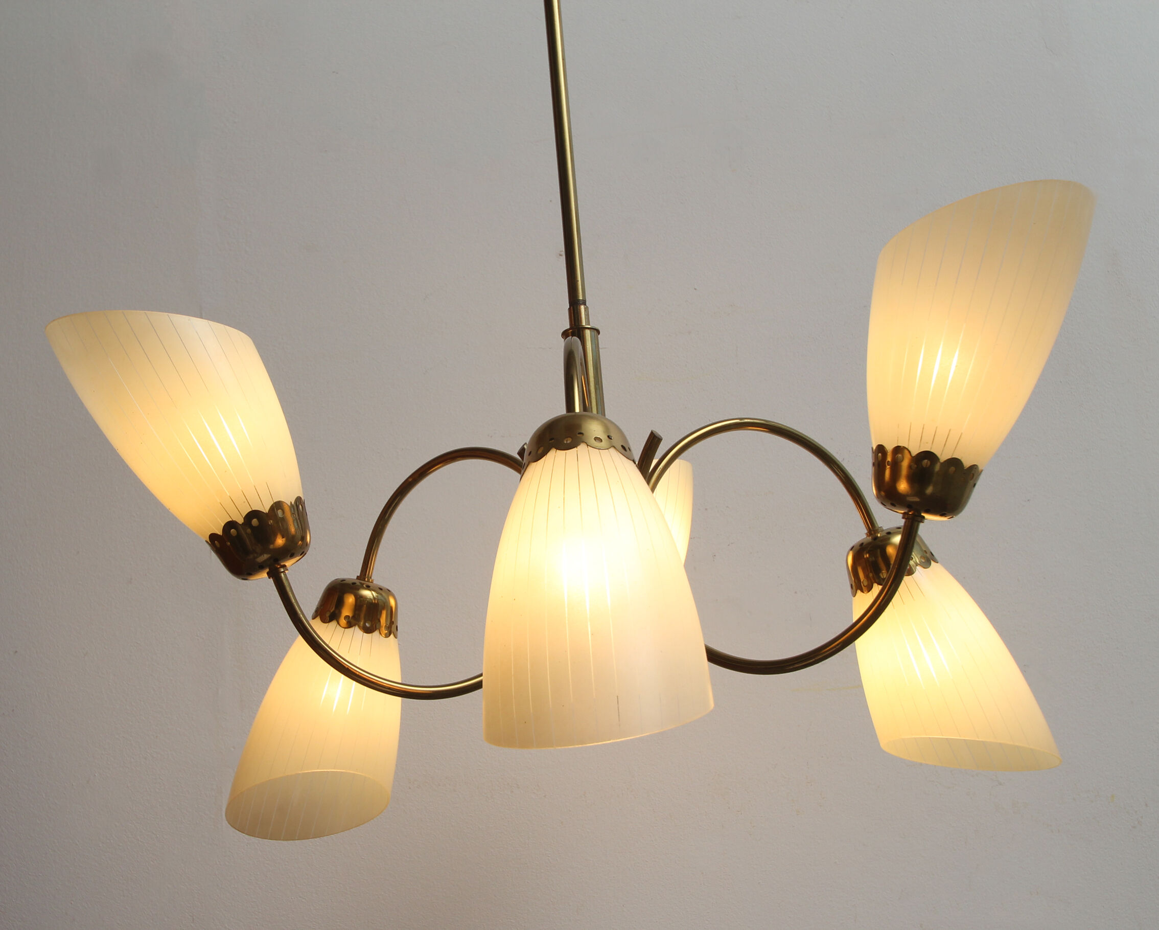 1950s chandelier in brass and glass