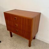 Small chest of drawers or bedside table in teak, Scandinavian design from the 70s vintage